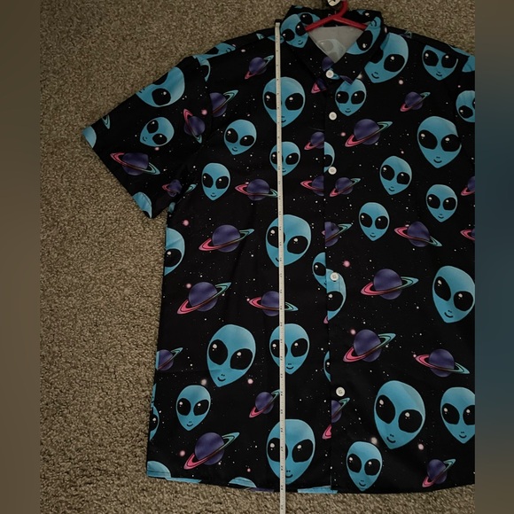 ROMWE Alien Spaceship Cartoon Graphic Button Down Shirt - Picture 4 of 7